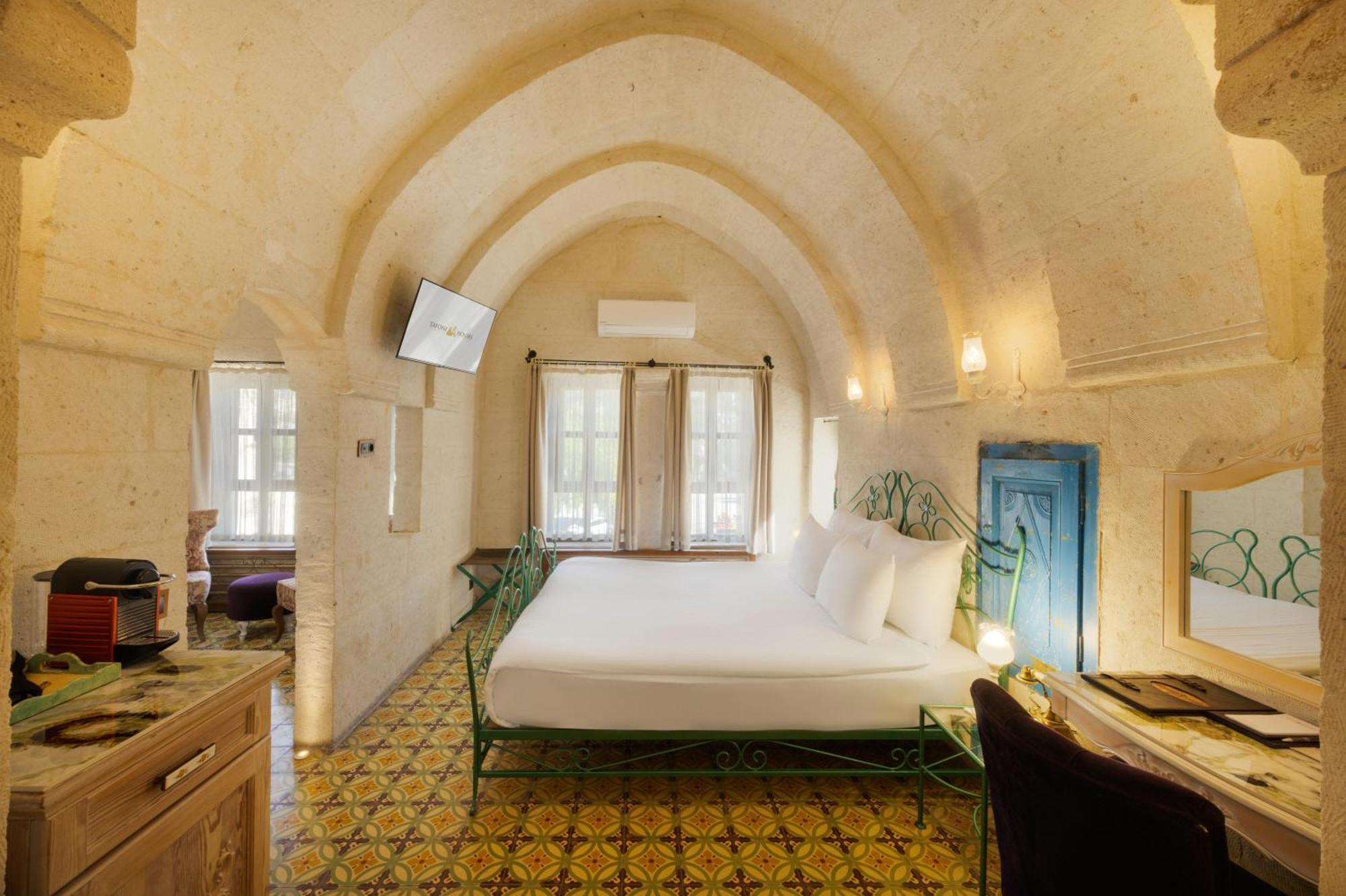 Tafoni Houses Cave Hotel Ortahisar ภายนอก รูปภาพ